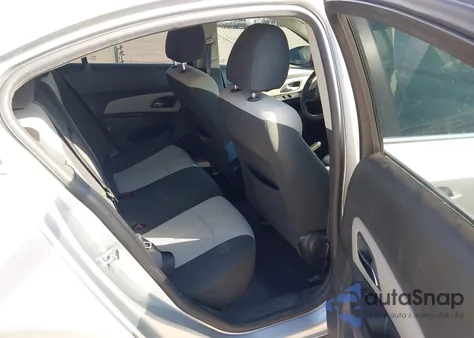 2011 Chevrolet Cruze Ls z USA, uszkodzony, nr VIN 1G1PD5SH1B7194124